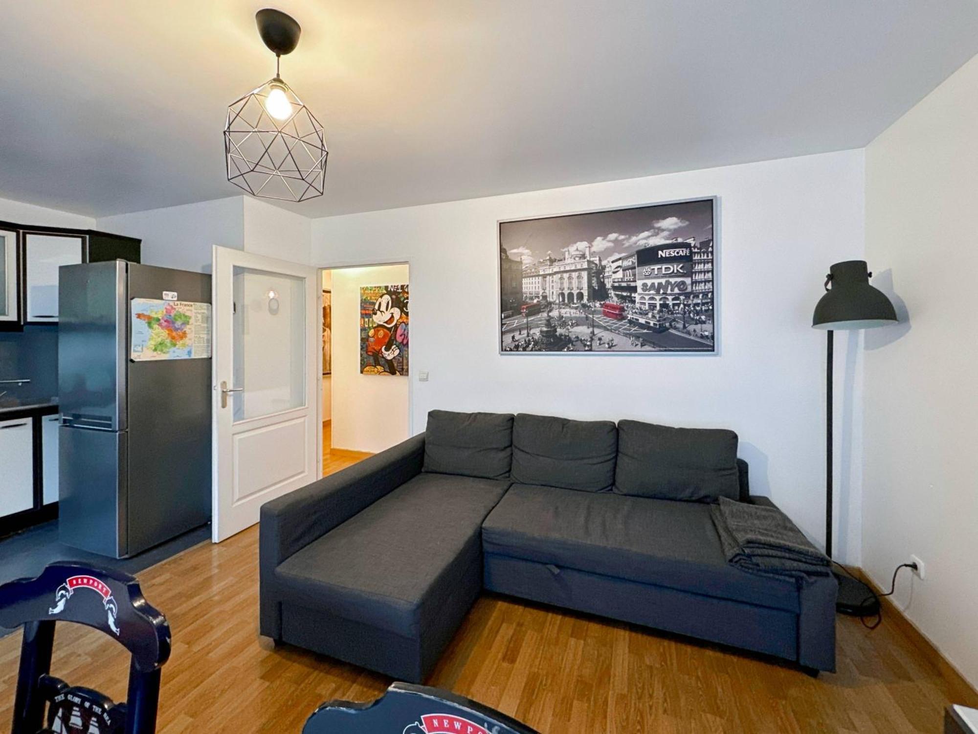 Les Paves De Prague - Appartement Pour 4 A 10 Minutes De Disneyland Paris Montévrain Exteriör bild